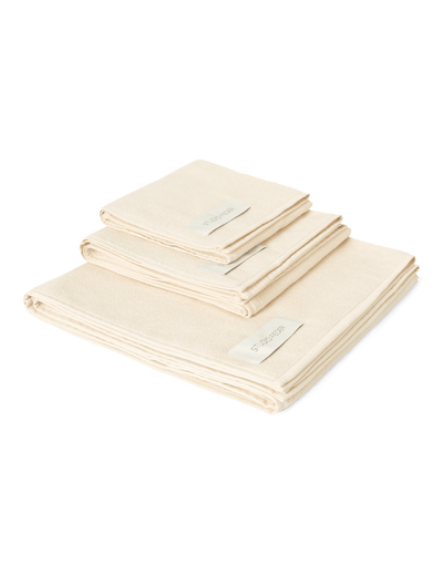 Una Towel - UNDYED