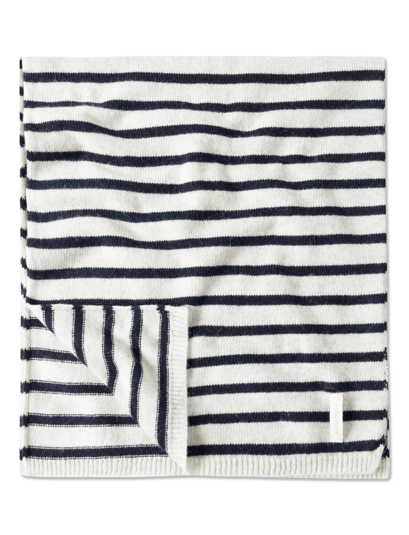 Liam Scarf - SAILOR CREME